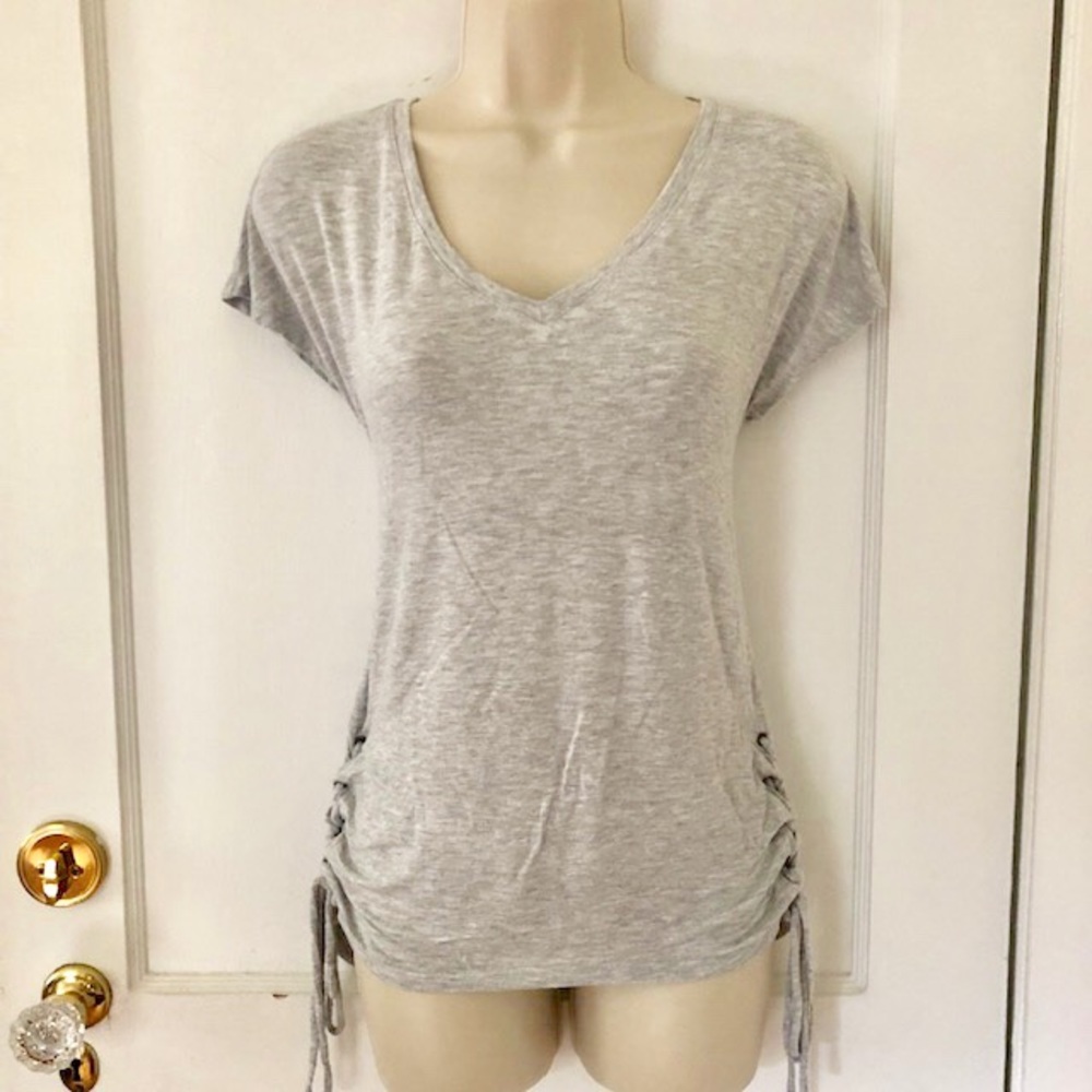 Neiman Marcus Heather Gray T shirt Dex string New Top